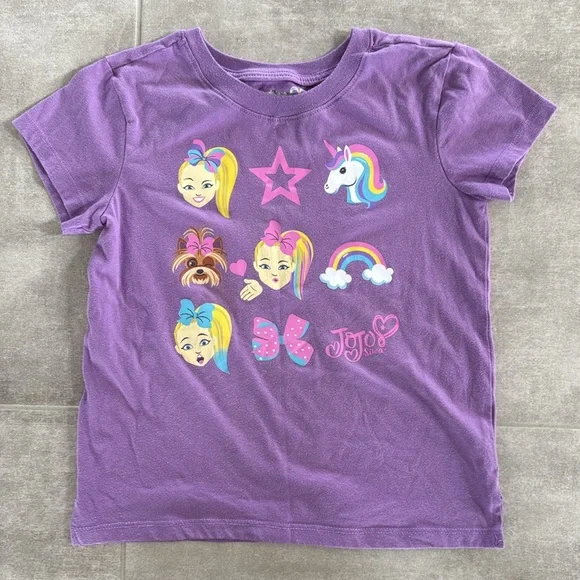 8 Piece Girl's Size 7-8 Mix & Match Tops, Shorts, Dress Bundle - Gently Worn - Picture 9 of 16